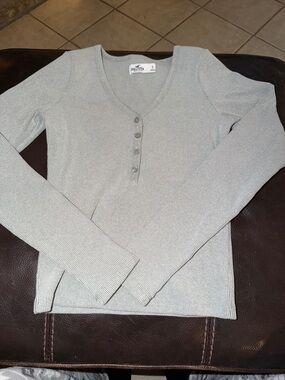 Hollister Light Gray small Ribbed Henley Long Sleeve Top